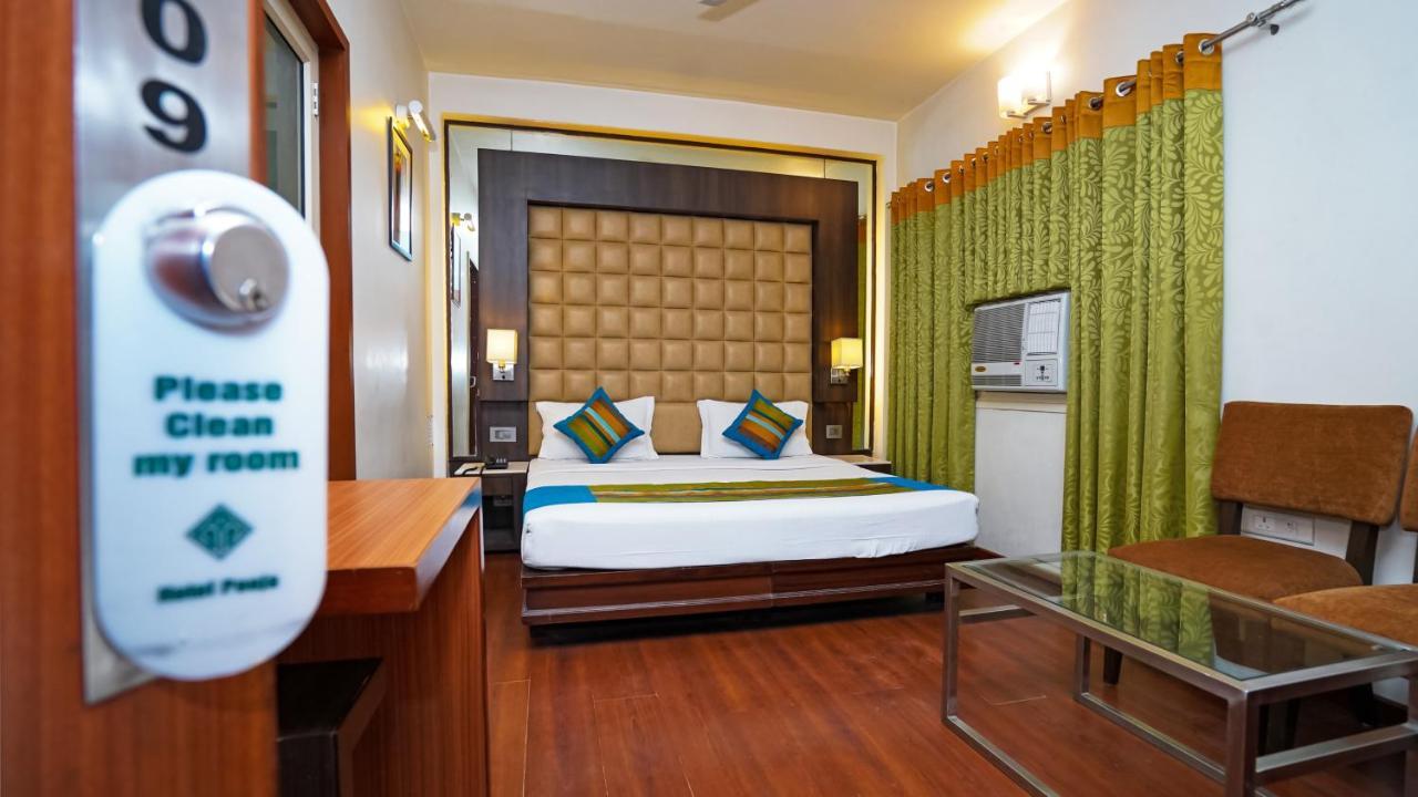 Hotel Pooja Palace Neu-Delhi Exterior foto